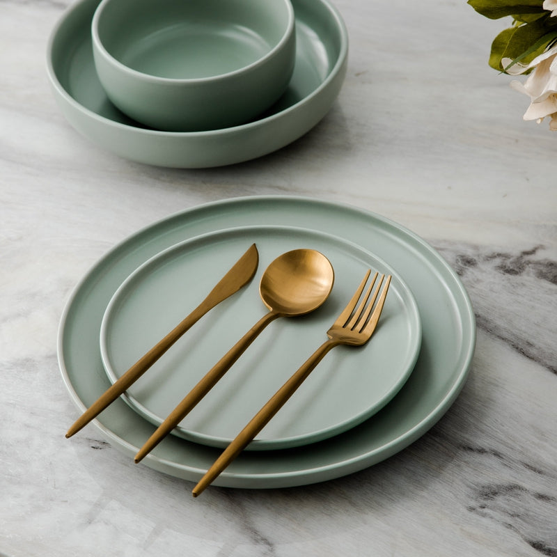 Minimalist cutlery