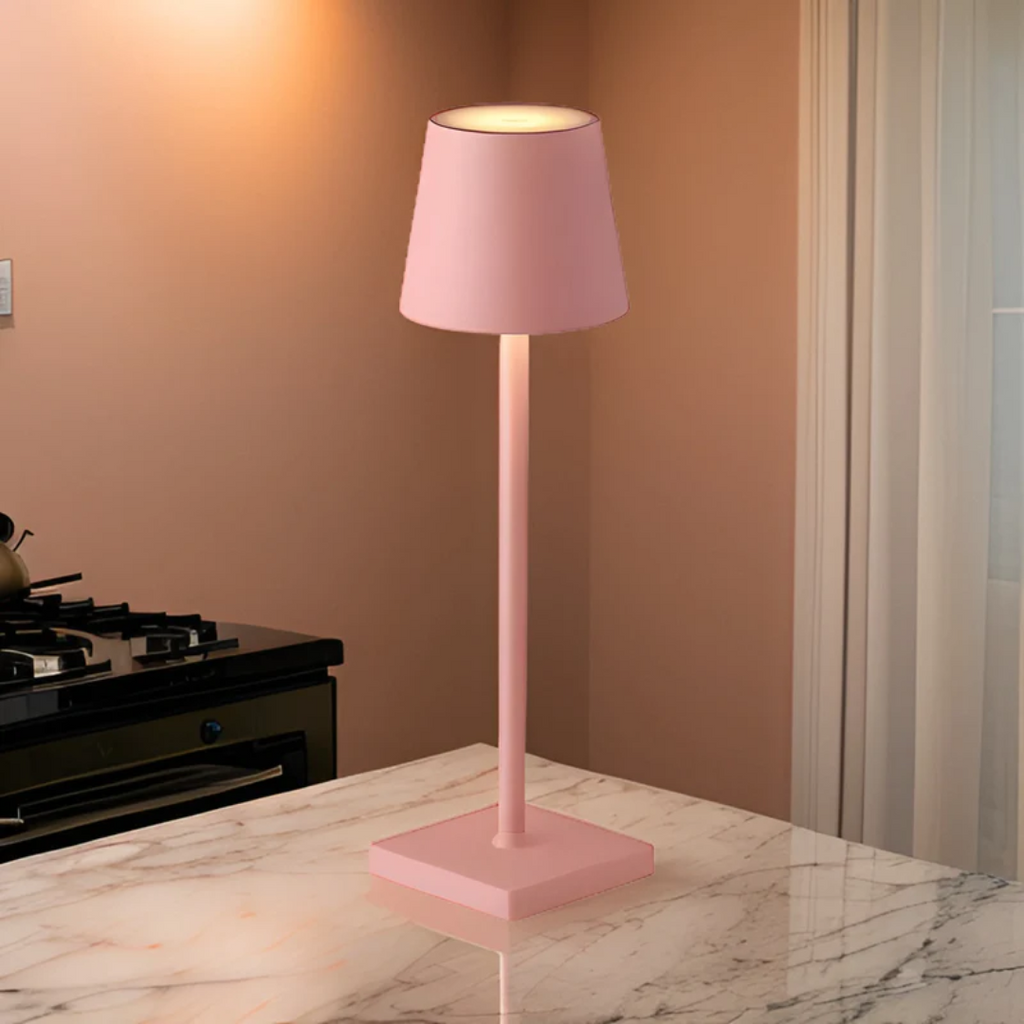 Multifunctional wireless rechargeable table lamp - Nordicaura