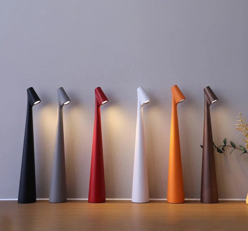 Minimalistic Nordic design Table lamp | Wireless | LED | Reading lamp | Dinnerlamp